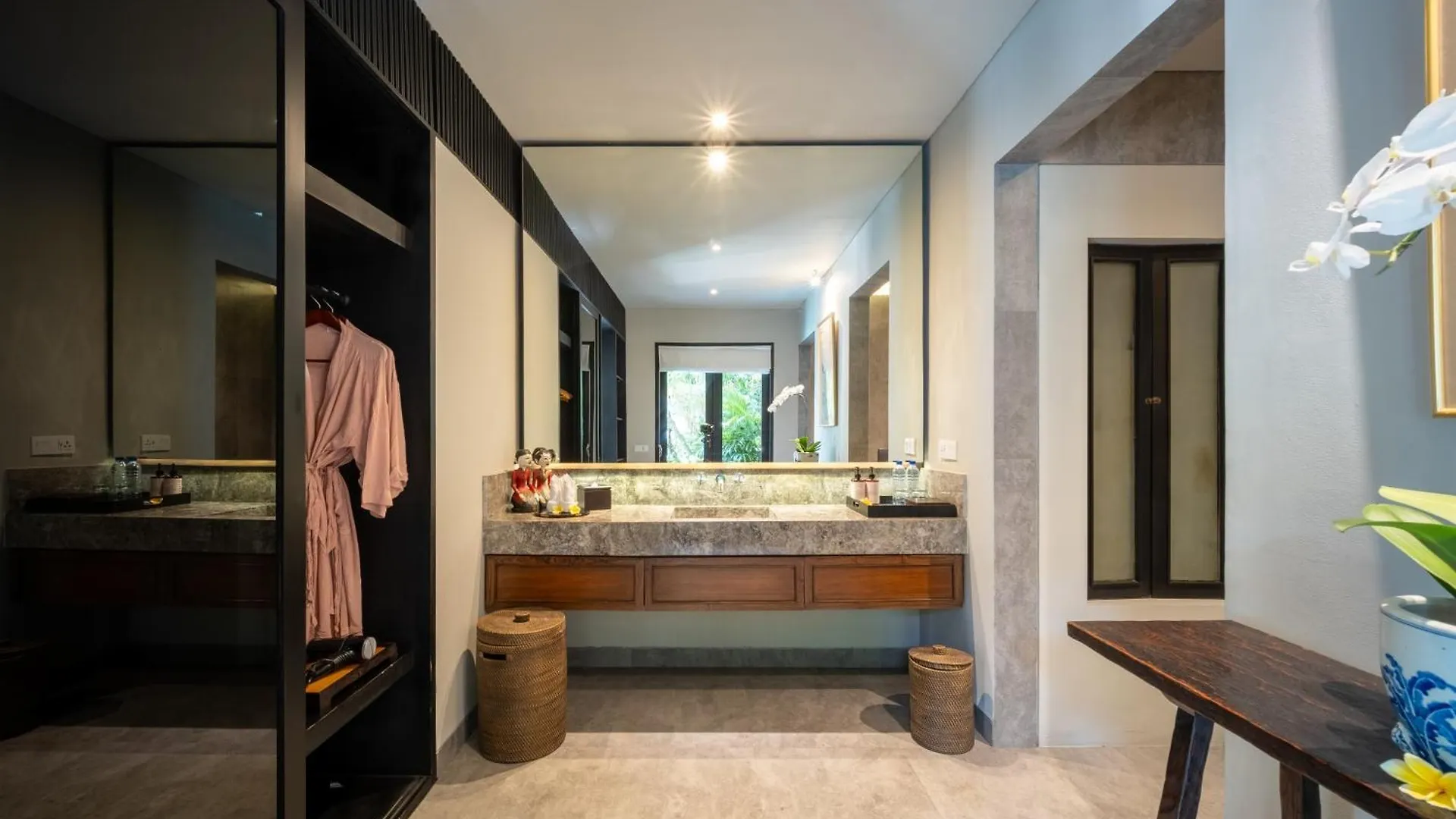 Villa De Suma - Fully Staffed Luxury Villa, Walk To The Beach! Seminyak Indonézia