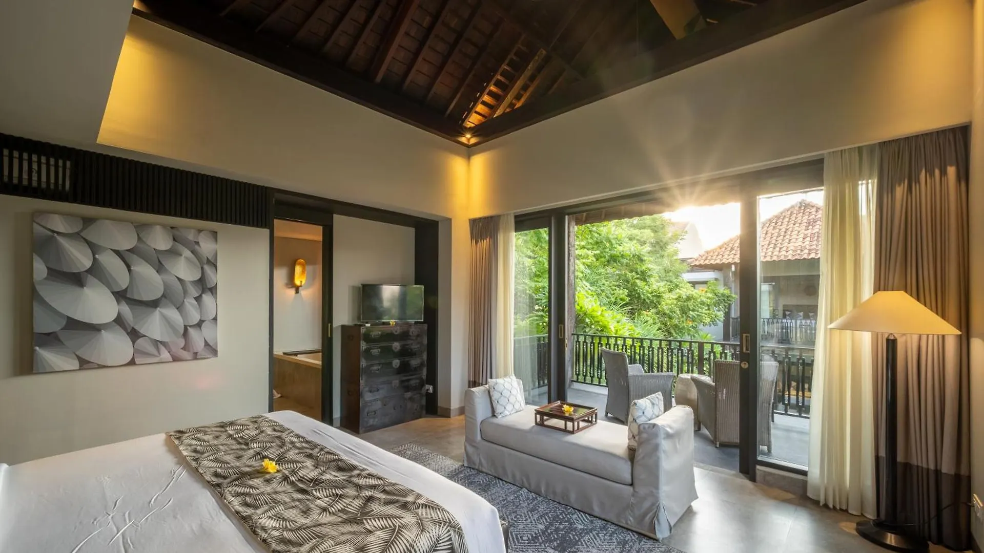 Villa De Suma - Fully Staffed Luxury Villa, Walk To The Beach! Seminyak 0*,