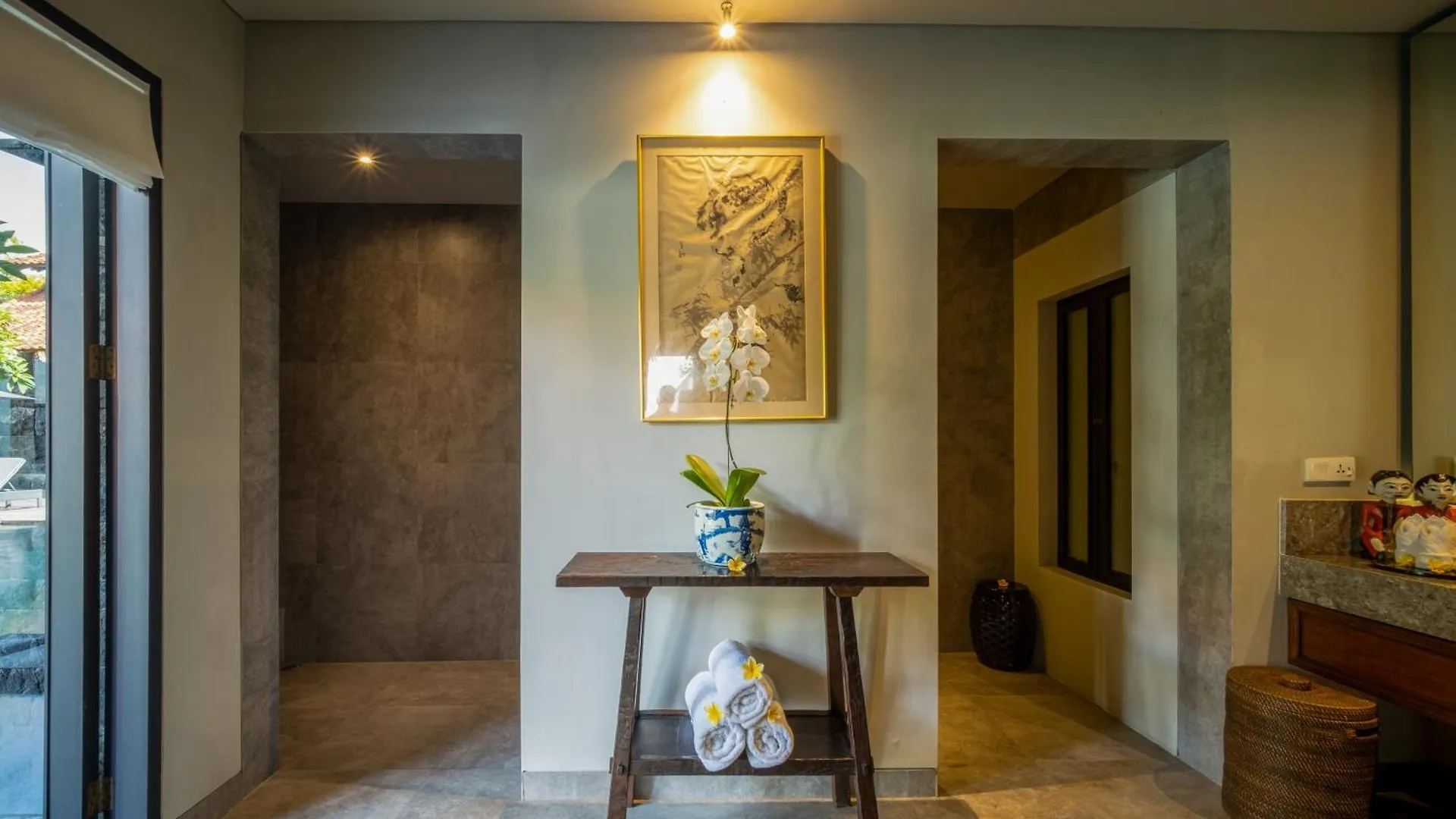 Villa De Suma - Fully Staffed Luxury Villa, Walk To The Beach! Seminyak