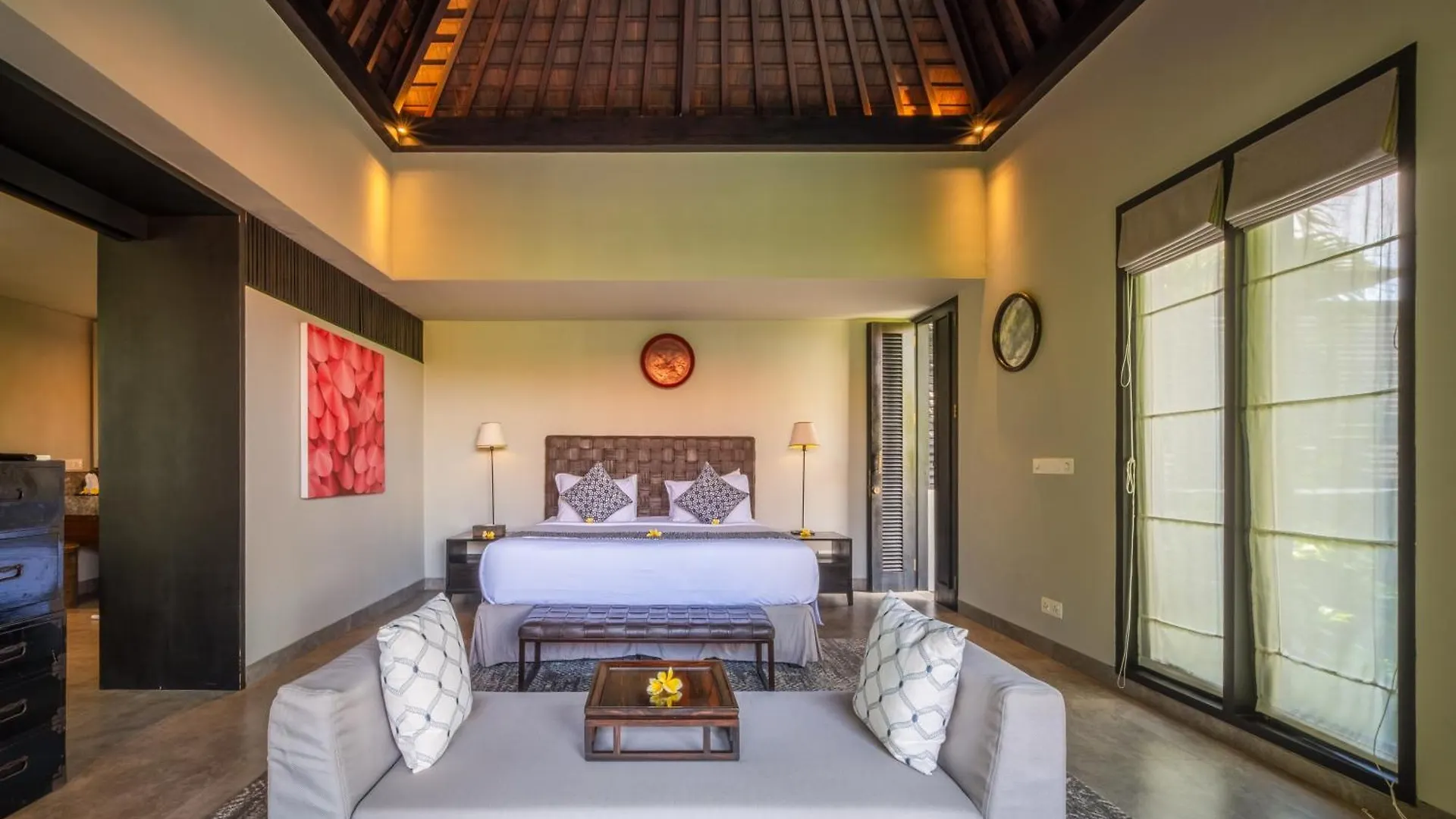 Villa De Suma - Fully Staffed Luxury Villa, Walk To The Beach! Seminyak