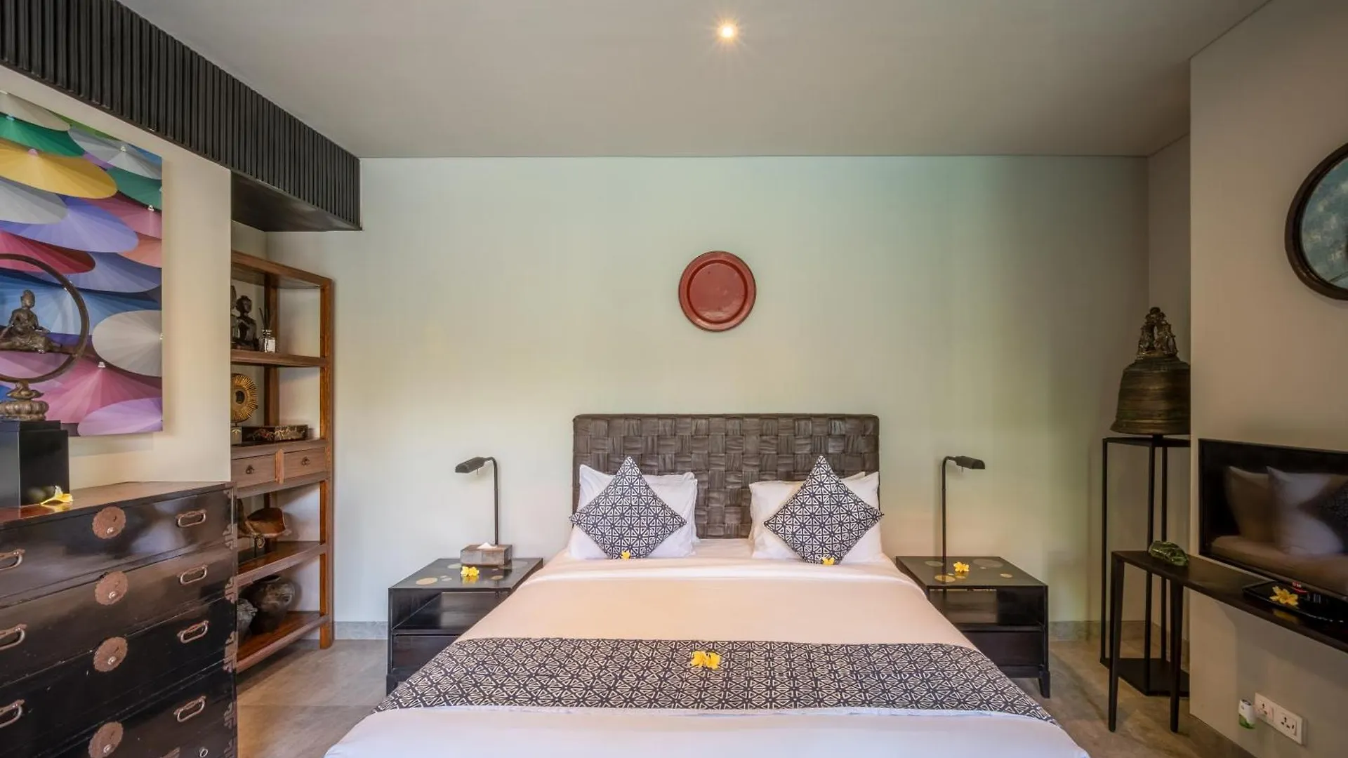 Villa De Suma - Fully Staffed Luxury Villa, Walk To The Beach! Seminyak 0*,