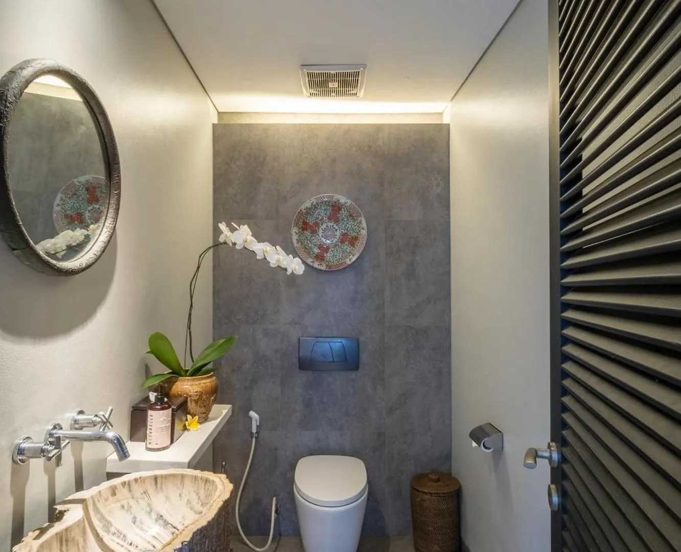 Villa De Suma - Fully Staffed Luxury Villa, Walk To The Beach! Seminyak